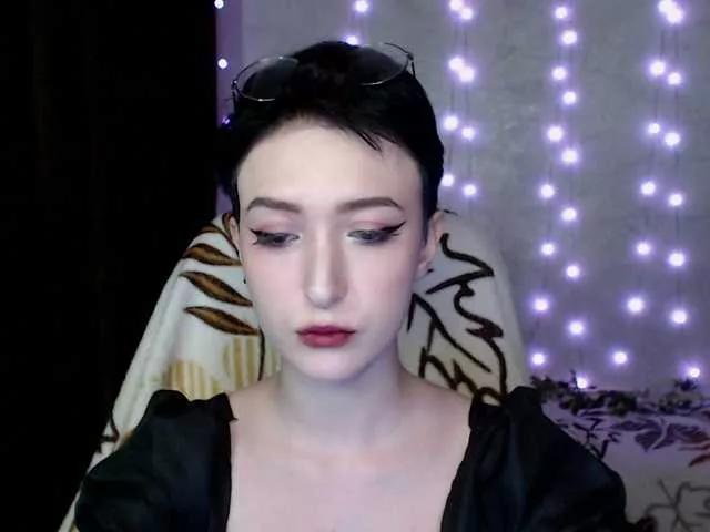 MilanaThorn on BongaCams 