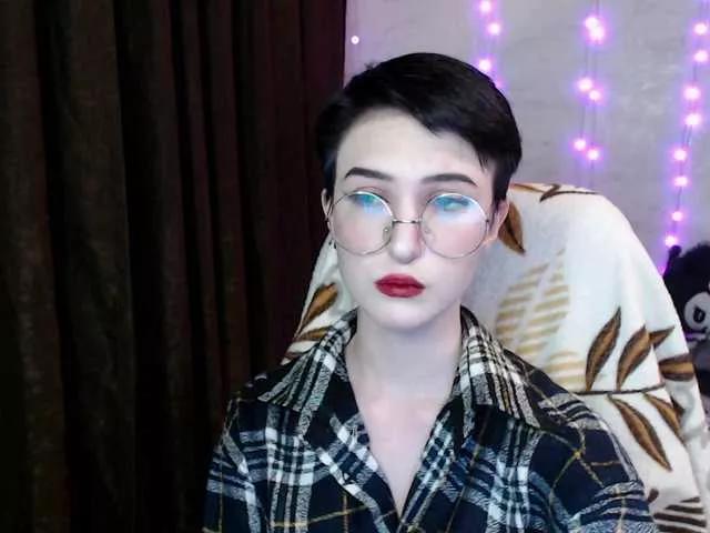 MilanaThorn on BongaCams 