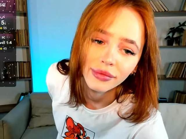 MissRedFox on BongaCams 