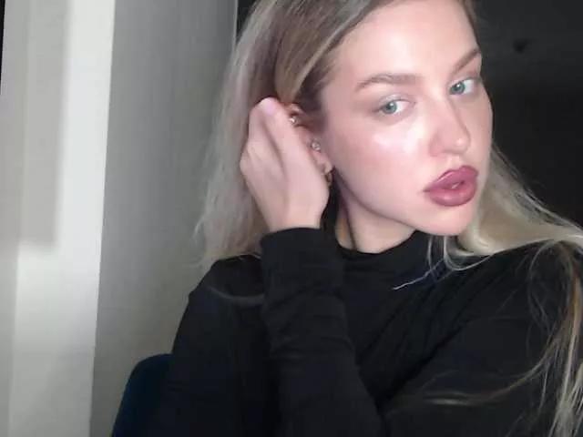 MistressX555 on BongaCams 