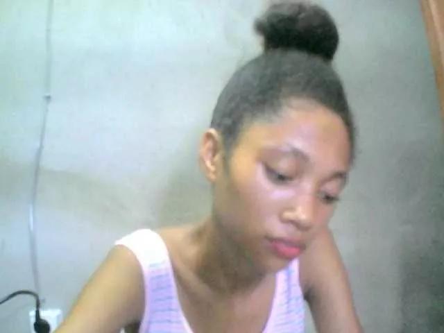 Monicaxa on BongaCams 
