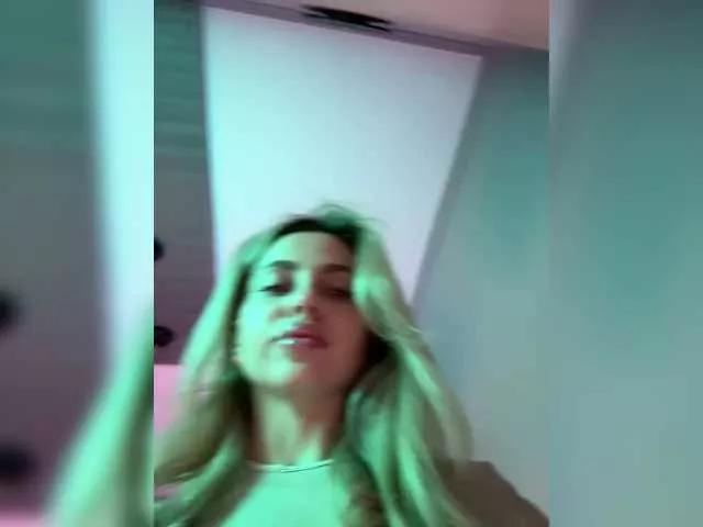 Nataliecroys on BongaCams 