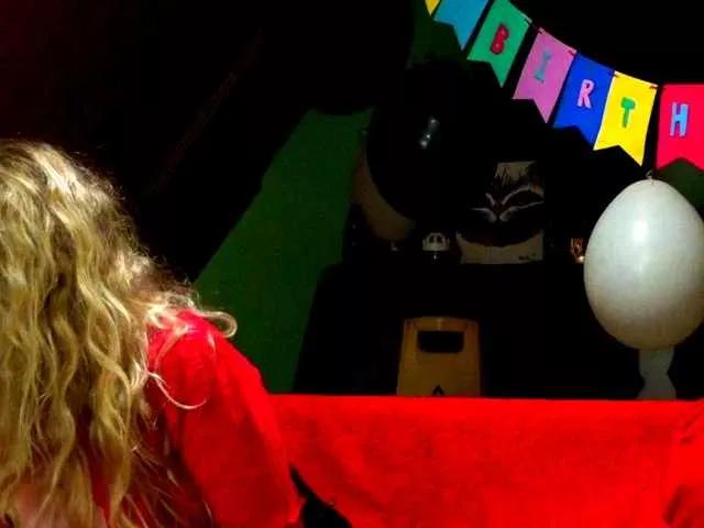 Offline NaughtyNatli on BongaCams