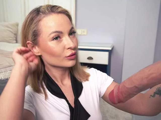 new1dee on BongaCams 