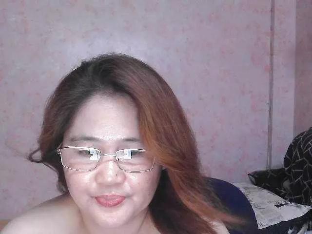 NICEtitspinay on BongaCams 