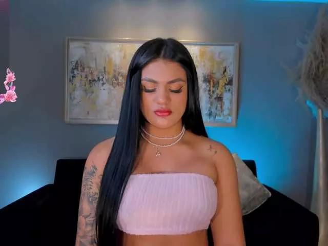 NicoleSanz on BongaCams 