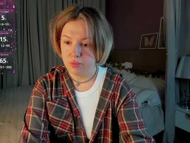 Nikki-Kai on BongaCams