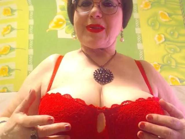 OldKinkyMILF on BongaCams 
