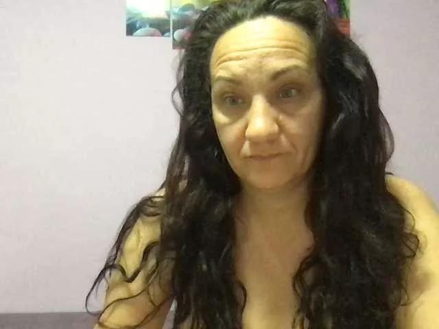 paula19801 on BongaCams 