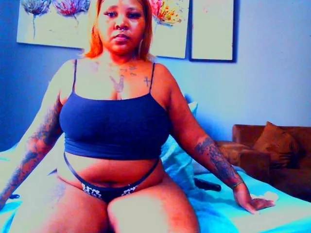 PearBlu38 on BongaCams 
