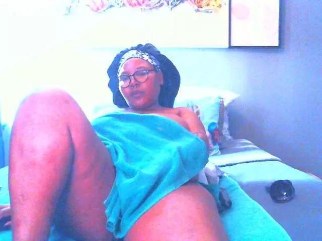 PearBlu38 on BongaCams 