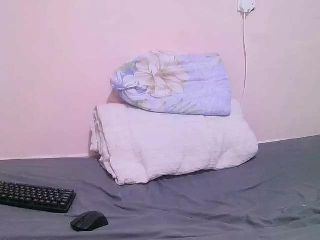 petite-tasha on BongaCams 