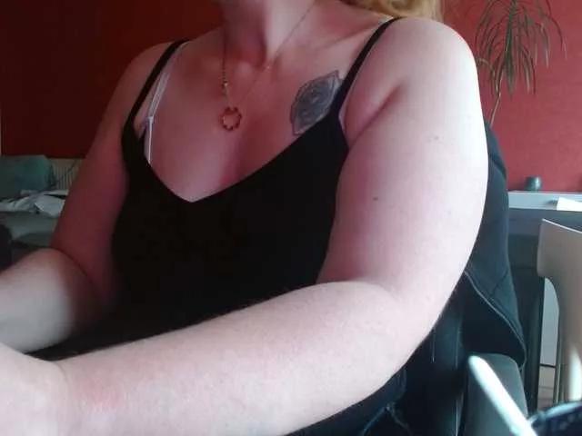 Petitoiseaucoquine on BongaCams 