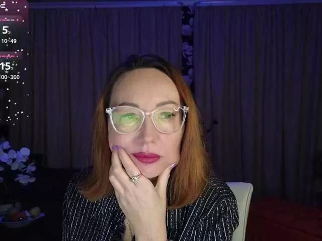 Pink-Lips on BongaCams 