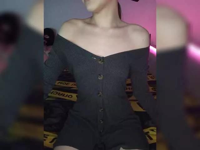 Plohishi2 on BongaCams 