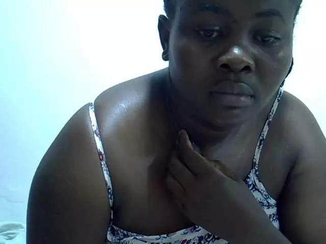 Prettybooty on BongaCams 