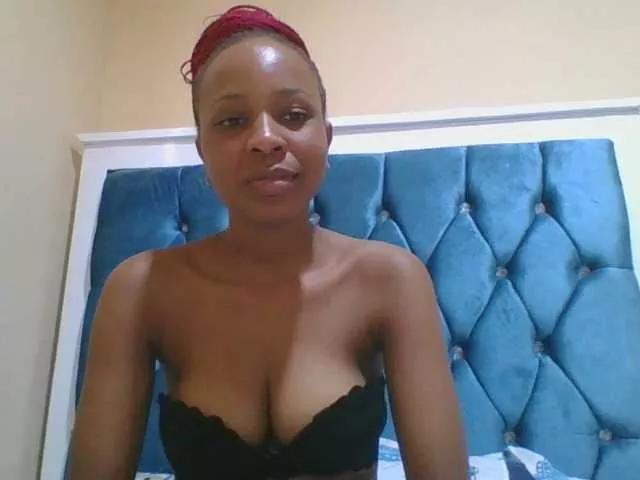Prettyebony4 on BongaCams 
