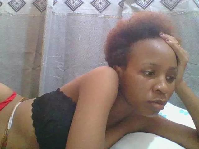 Prettyebony4 on BongaCams 