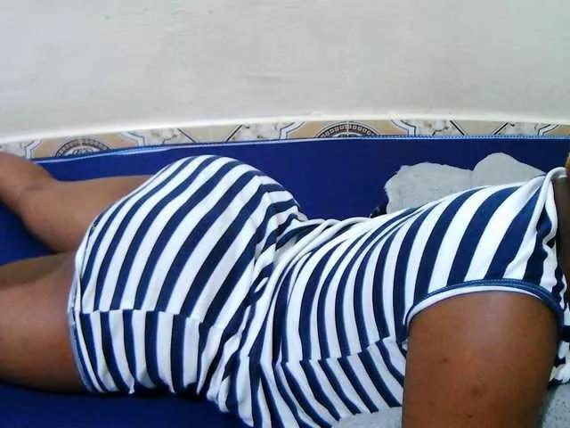 prettyjazmine on BongaCams 