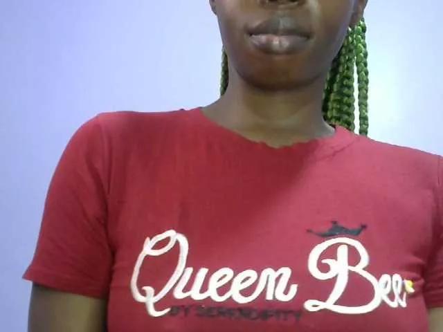 queen-innocent on BongaCams 