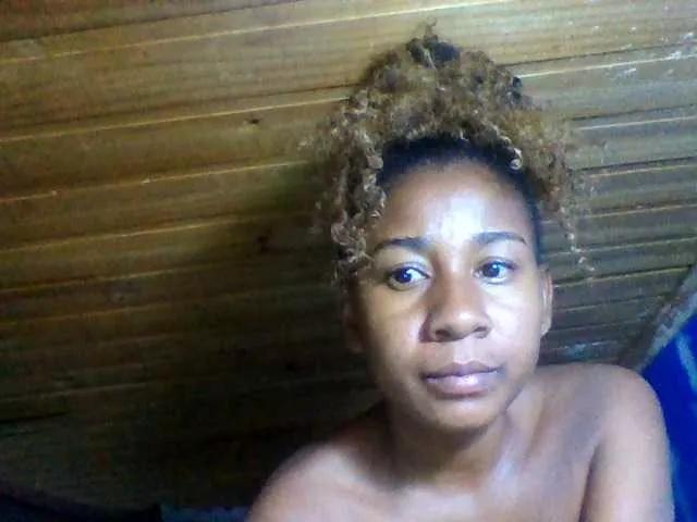 Raharisexy on BongaCams 