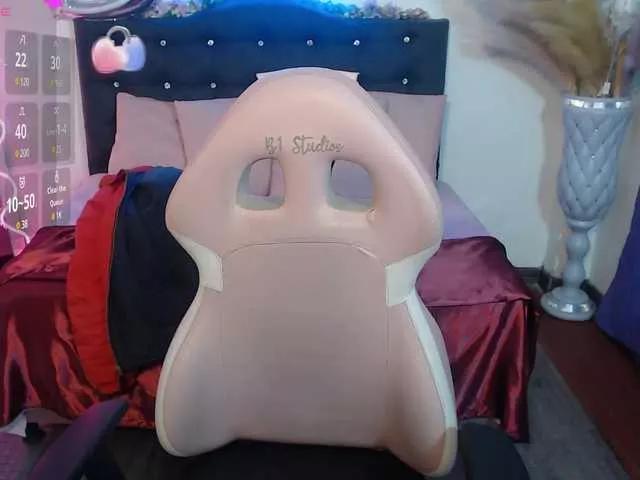 Raven-tay1 on BongaCams 