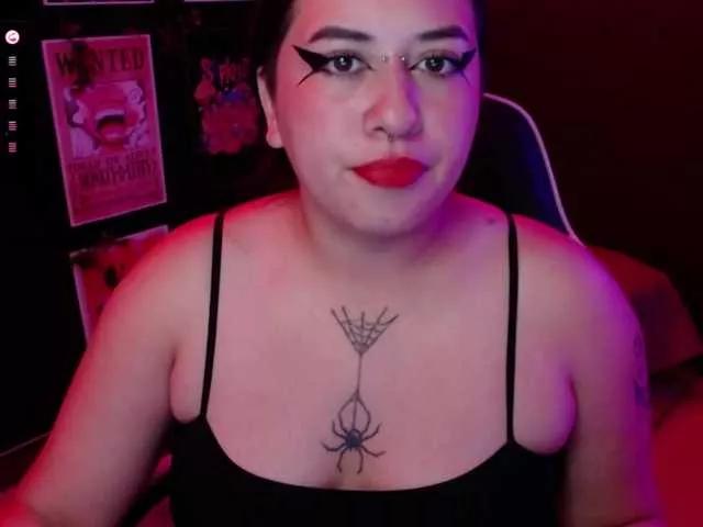 Ravendark on BongaCams 