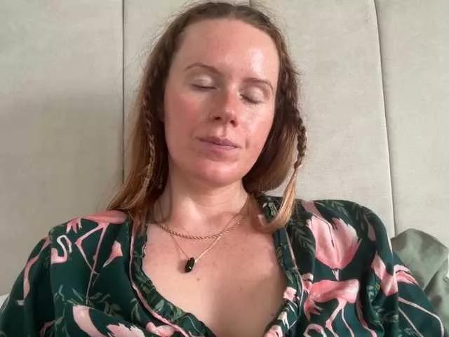 REDHEADROSIE on BongaCams 