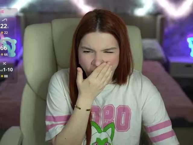 RedShinee on BongaCams 