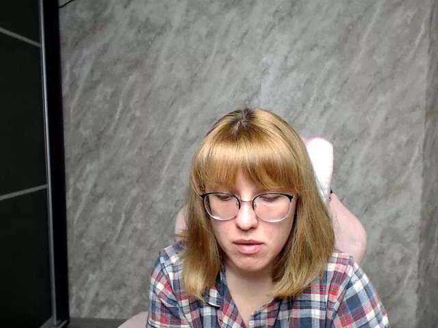 Regimasmile on BongaCams 