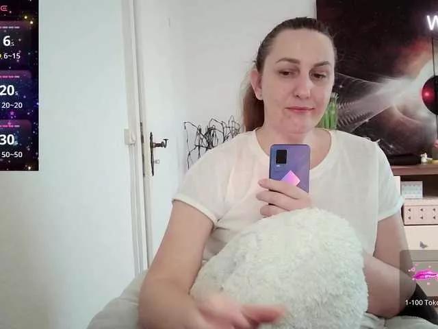 Freechat Rellaxx1 on BongaCams