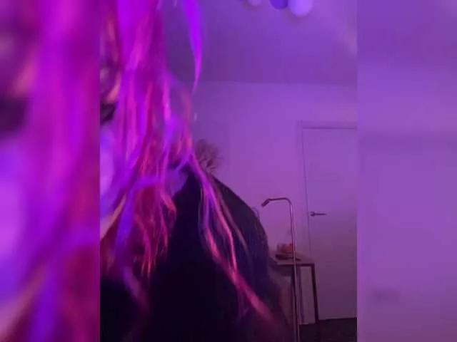 rionaakira on BongaCams 