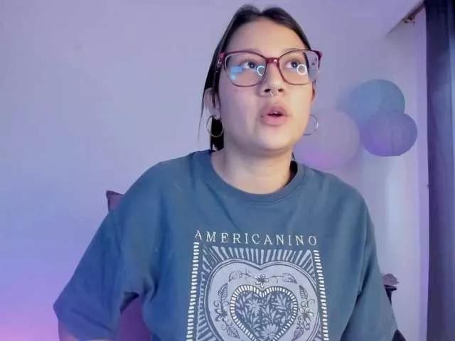 rouse-red on BongaCams