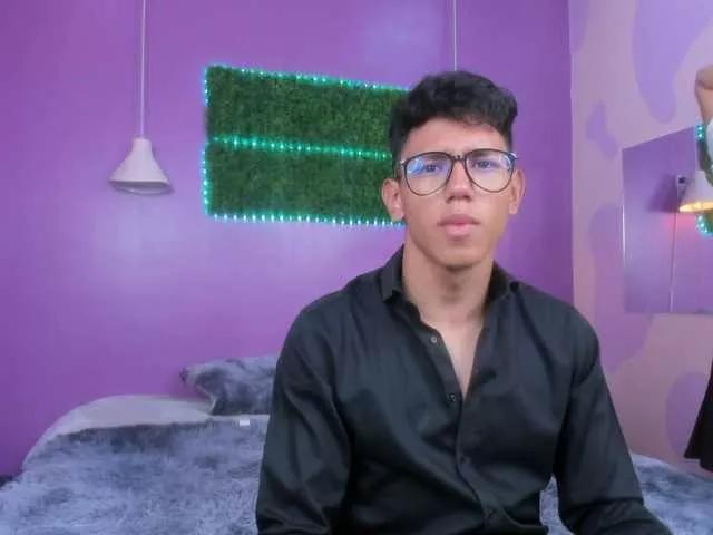 RyanPricee on BongaCams 