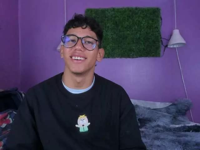 RyanPricee on BongaCams 