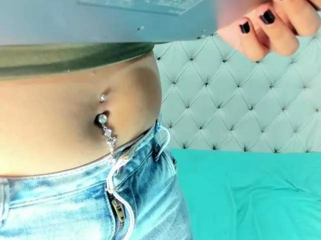 Samantha-Keem on BongaCams 