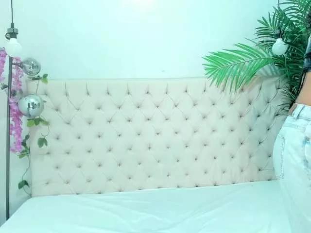 Samantha-Keem on BongaCams 