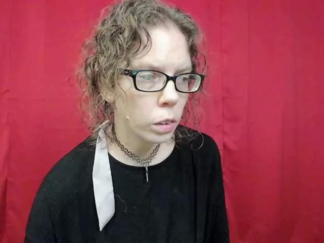 Offline SaraDesireXO on BongaCams