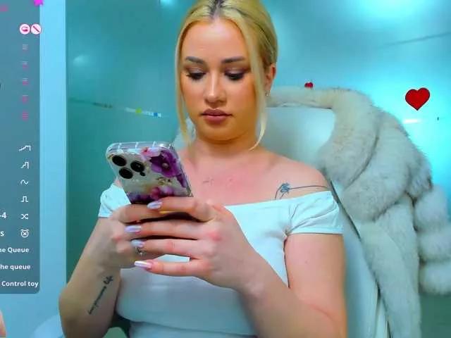 sassyqueen on BongaCams 