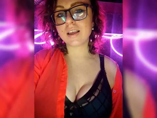 SatinUrban on BongaCams 