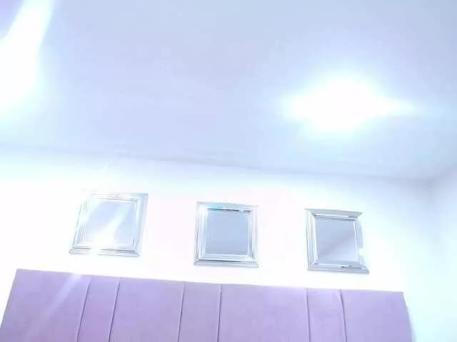 Scarletth-- on BongaCams 