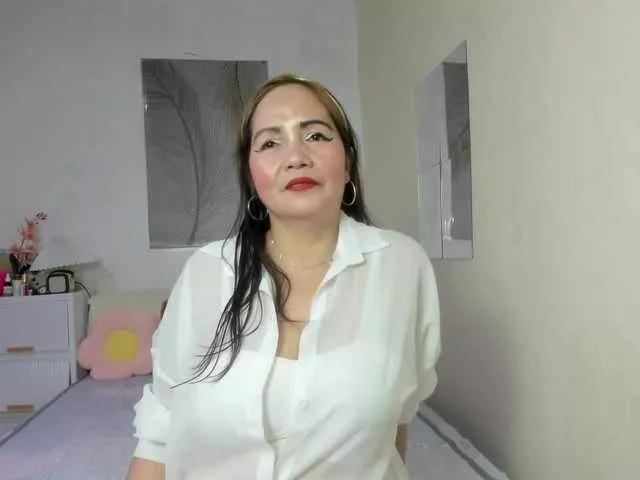 ScorpioTinNa99 on BongaCams 