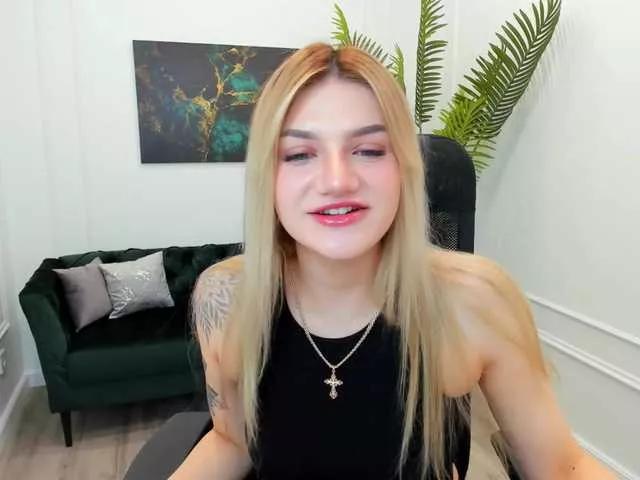 SelenaMoonlight on BongaCams 