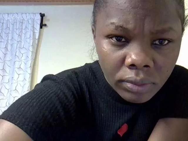 sexxy-bitch on BongaCams 