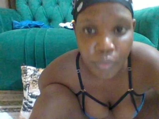 Sexyblackqueen on BongaCams 