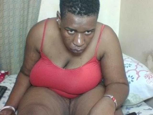 Sexyblacktits on BongaCams 