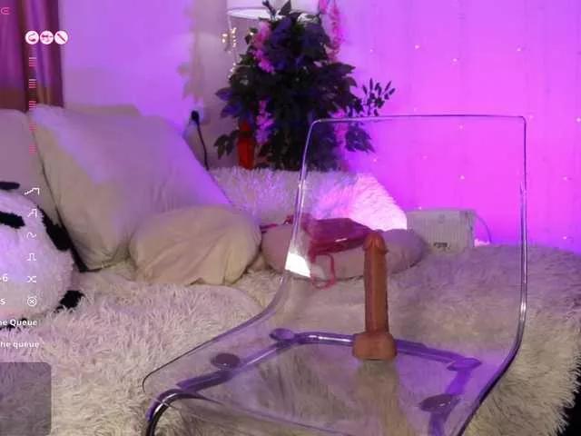 SexyBlondeDoll on BongaCams 