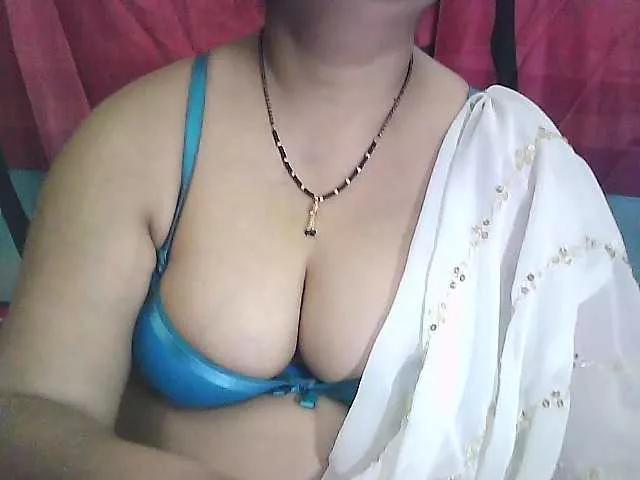 sexycharu on BongaCams 