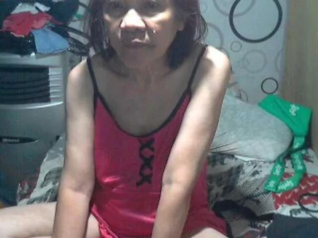sexymom29 on BongaCams 