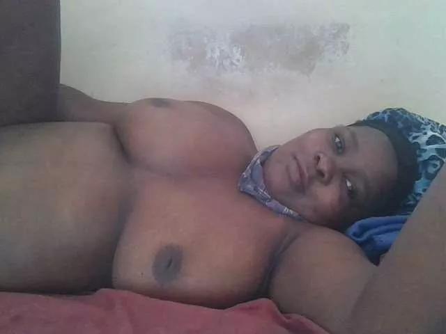 Sexymummy on BongaCams 